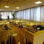 Consul Hotel 3*