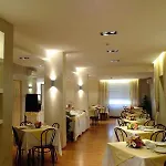 Hotel Consul