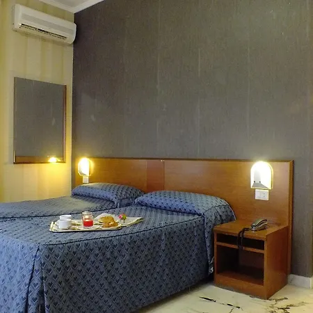 Consul 3* Roma