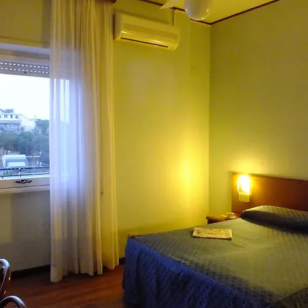 Hotel Consul